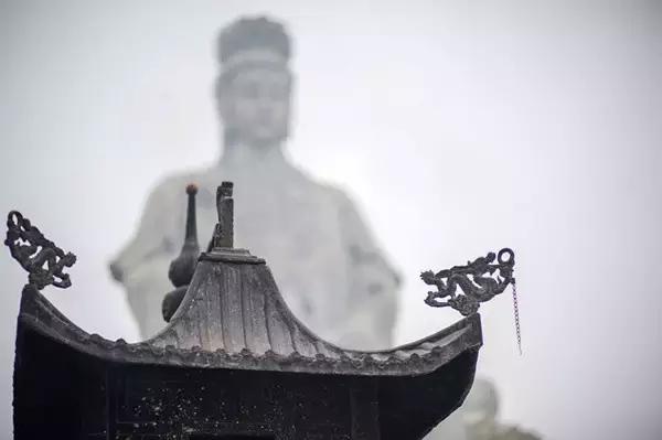恭迎观音菩萨出家日,九月十九观音菩萨出家日禁忌