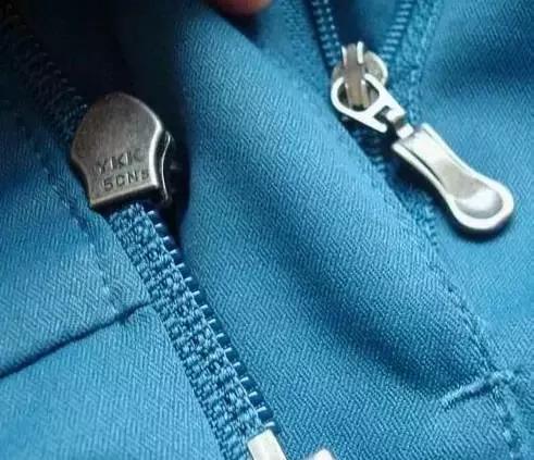 耐克阿迪衣服怎么辨别真假,阿迪达斯查真伪扫一扫在线查询