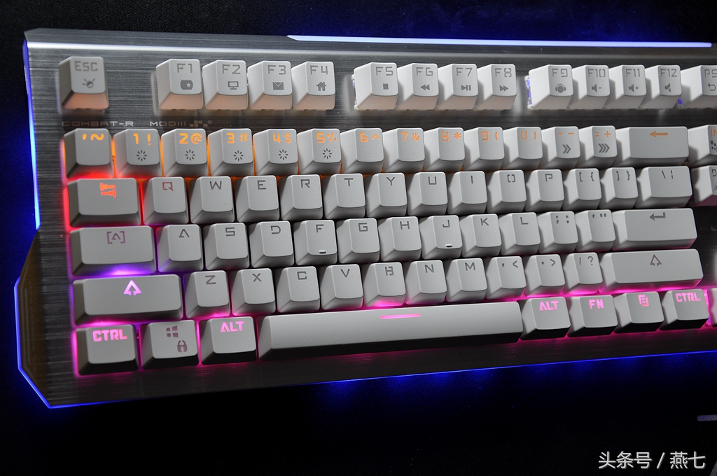 k751机械键盘评测,宜博k751灯光怎么设置