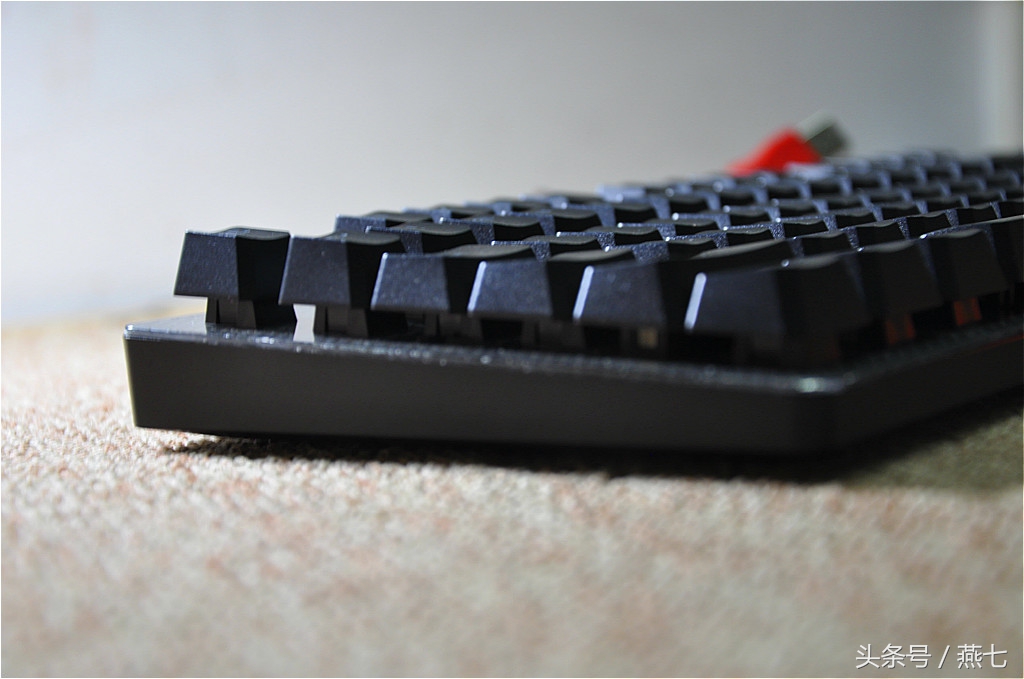 光轴血手幽灵f200q,血手幽灵f200q评测