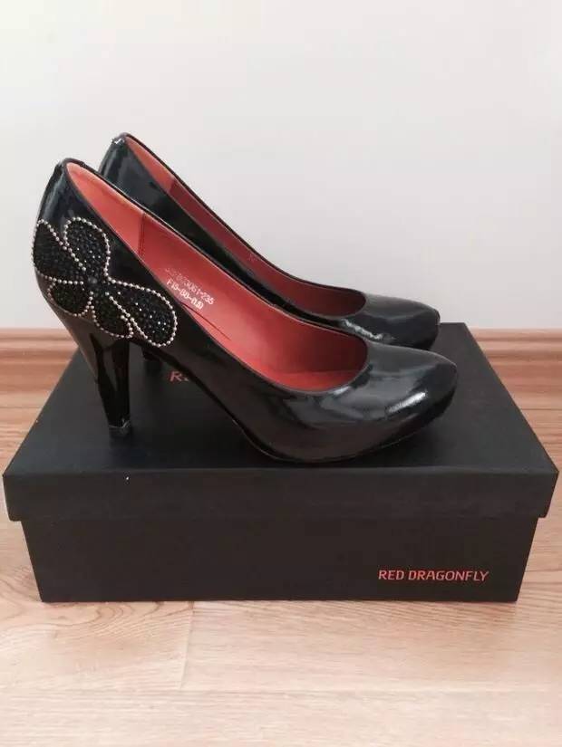 走路不累的高跟鞋排行,走路不磨脚不累脚的高跟鞋