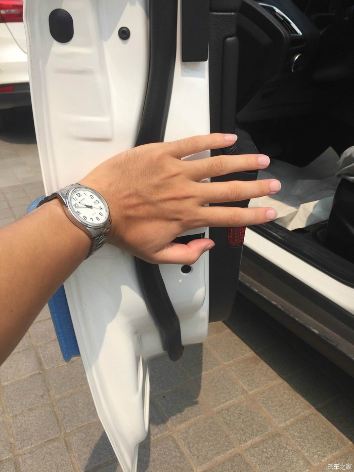 2012福克斯三厢1.6自动风尚版测评,福克斯20171.0自动超能风尚评测