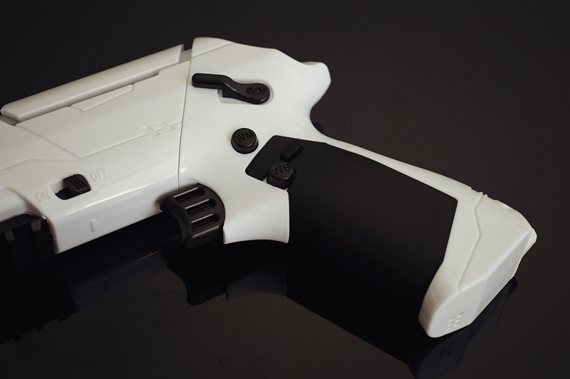 体验枪战实感——PPGUNmini蓝牙手柄小评