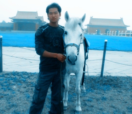 横店跑龙套路,横店龙套悲惨生活