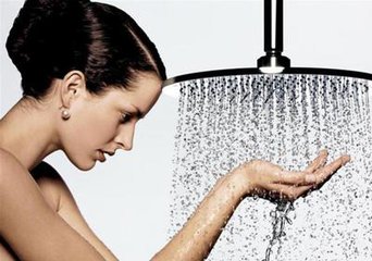 用完好友推荐的“某女郎”却进了医院,怎么回事?