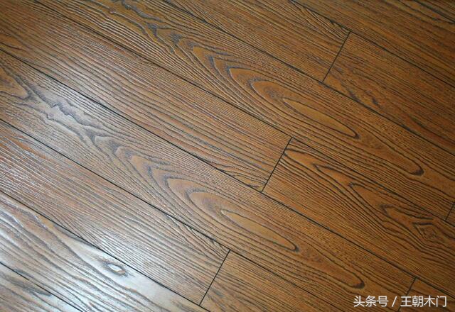 地板柚木好还是橡木好,橡木地板属于什么档次