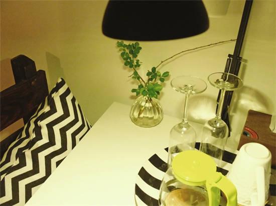 千元小卧室设计布局,100平米花5万简装修房子