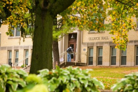 明德立人留学,威斯康星大学麦迪逊分校转学难吗