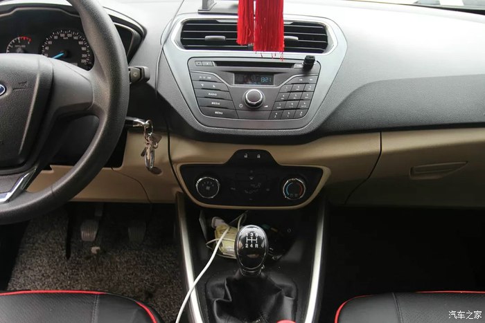 福睿斯性价比,2016款1.6自吸福特福睿斯测评