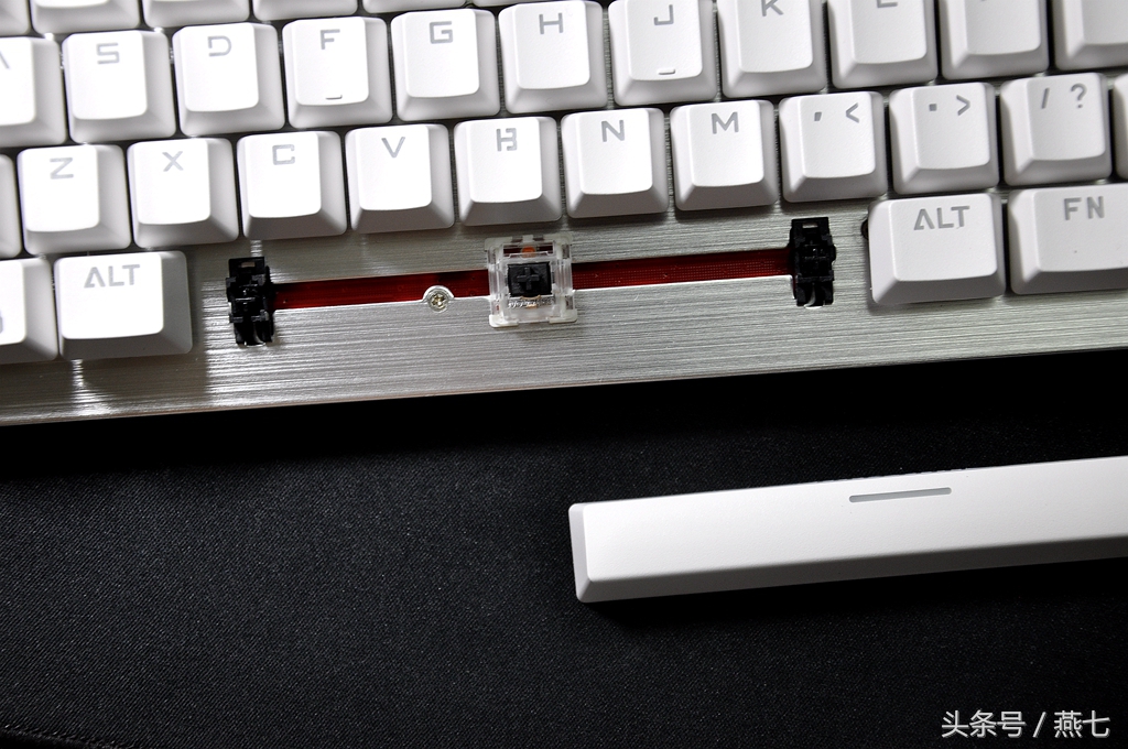 k751机械键盘评测,宜博k751灯光怎么设置