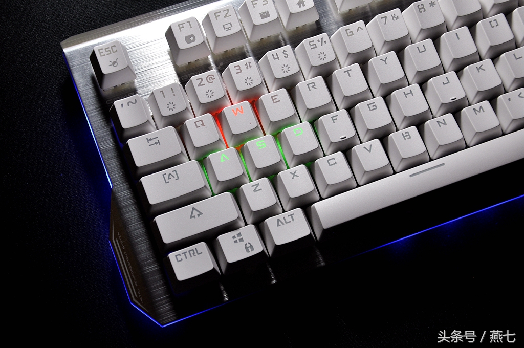 k751机械键盘评测,宜博k751灯光怎么设置