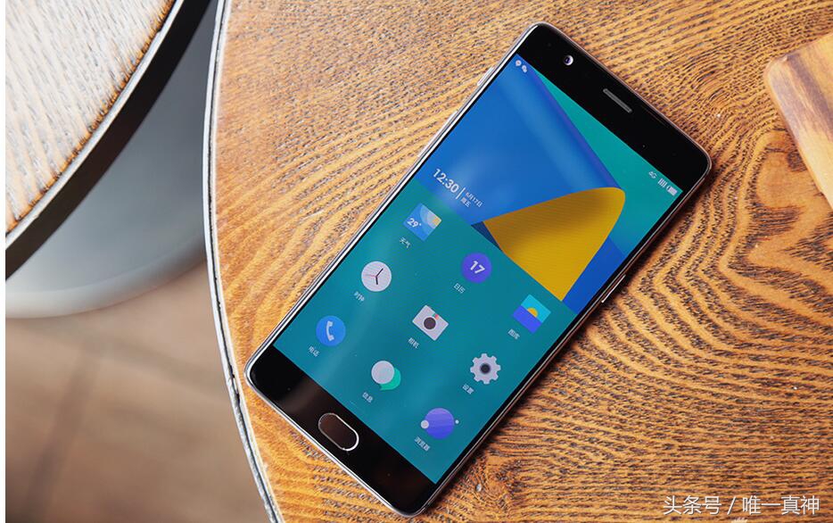 现在最值得买的手机三到四千,2699元最好的手机品牌