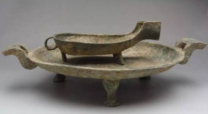 抖腿不是病,只因儿时一不小心见过洗脸盆