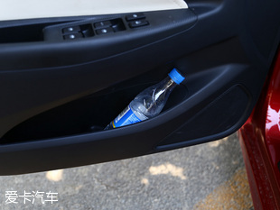 悦翔v71.0t和1.6l对比,悦翔v715款1.6l自动乐享怎么样