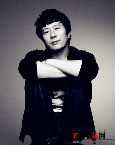 郑钧是艺术家,郑钧有多极致