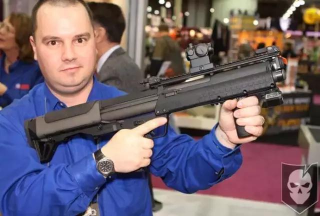 战术美学｜《疾速追杀》的“枪械世界”