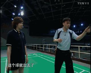 羽毛球挑高远球总是过不了网,羽毛球挑球慢怎么办