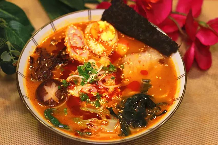 冬季日式火锅,冬日日式火锅