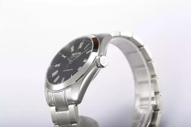 潜水表钢带还是橡胶表带,3000-5000元手表推荐瑞士腕表