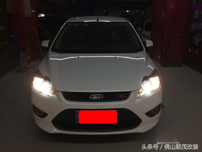 福克斯车灯不一样高,福克斯大灯升级恒威激光大灯