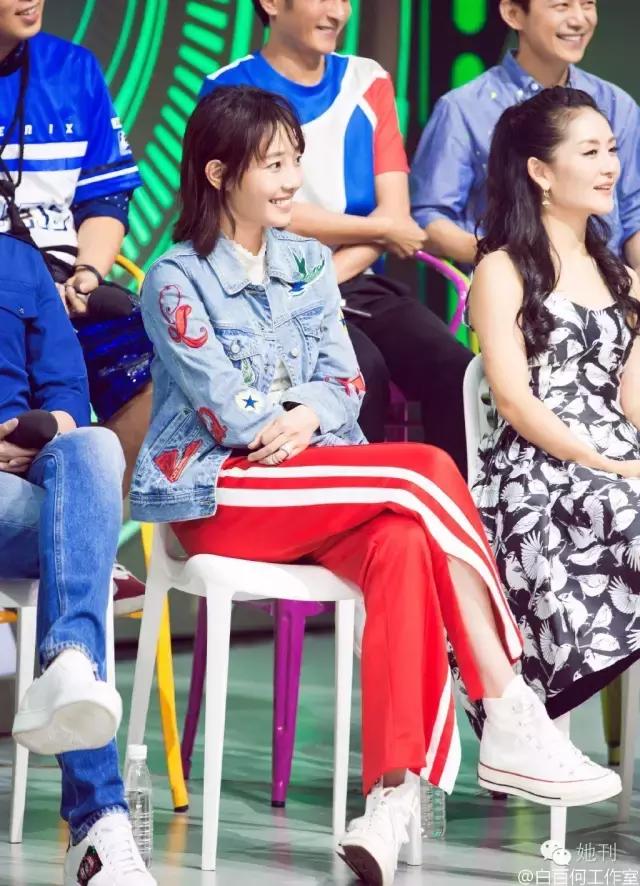 你的小白鞋脏了是怎么洗白的,小白鞋臭的小妙招不用小苏打