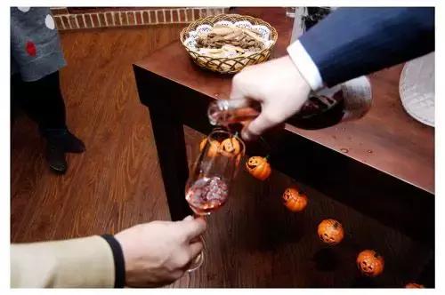 卡西欧美图拍照手机,美图手机和卡西欧