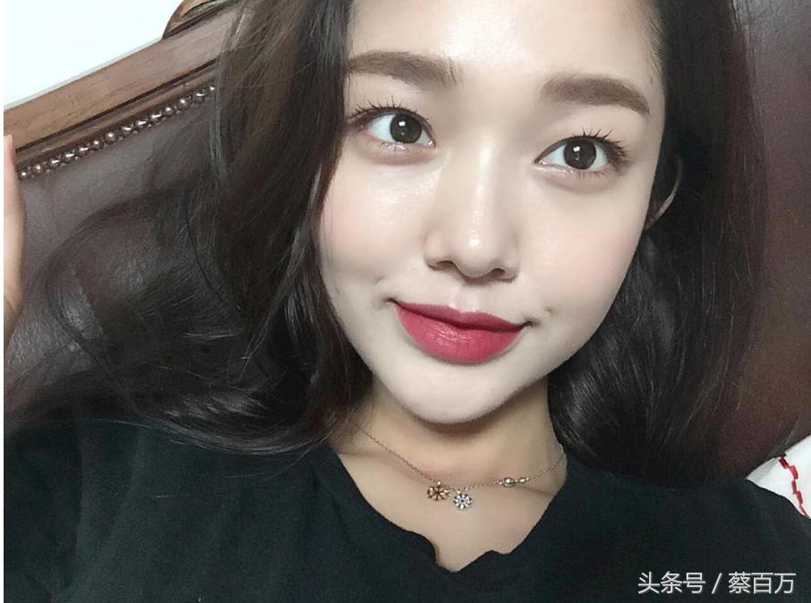 韩国平价唇釉前三,3支大牌必买唇釉