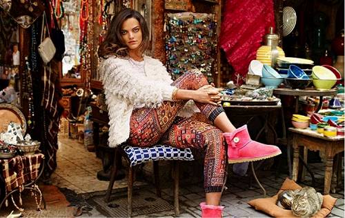 一双丑到爆的棉鞋火了几十年,年销90亿,夏天也有爆款,靠一反时尚毒招