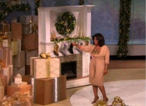 一双丑到爆的棉鞋火了几十年,年销90亿,夏天也有爆款,靠一反时尚毒招