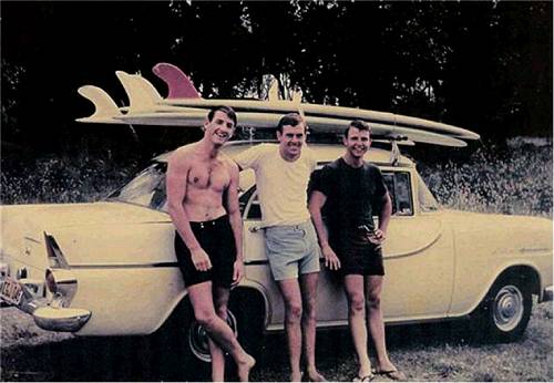 一双丑到爆的棉鞋火了几十年,年销90亿,夏天也有爆款,靠一反时尚毒招