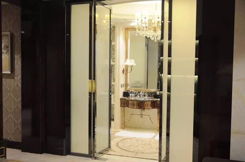 睡了它!让成都追星族咬牙切齿的8888套房!