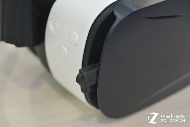 自带陀螺仪极幕VR-GLASS手机盒子评测