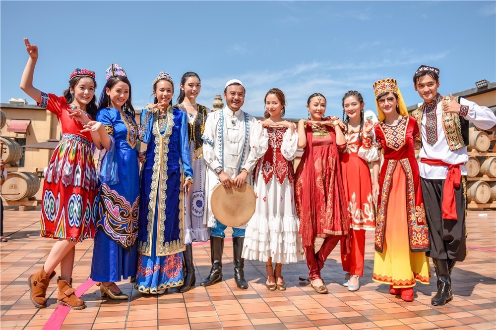 屏蔽宫心计、绯闻、炒作的暖综艺《我们来了》,如何成为女性社交指南