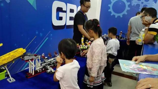 乐高科技组展览,乐高科技嘉年华