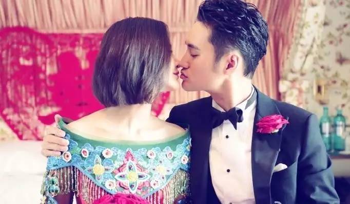 今年结婚的女星婚礼喜欢什么发型？刘诗诗陈妍希钟爱中分，林心如和张歆艺想到一起去了~