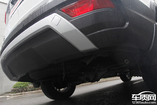 好开实用还不贵试驾北汽幻速S3L1.5L