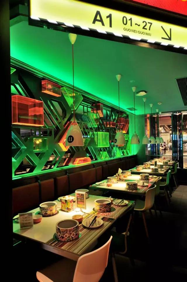 两人用餐一人免单,两人生日餐厅推荐团购