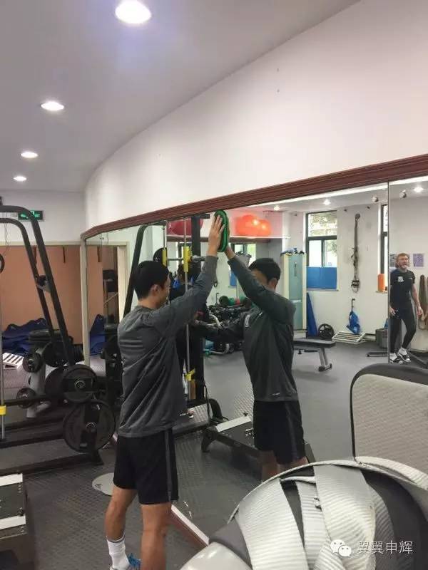 浼ゅ憳鎭㈠鍋ュ悍,浼ゅ憳搴峰璁粌