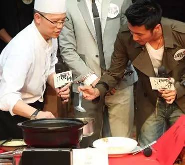 用有涂层的不锈钢锅有危害吗,铸铁锅不粘锅有毒吗