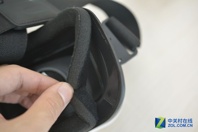 自带陀螺仪极幕VR-GLASS手机盒子评测