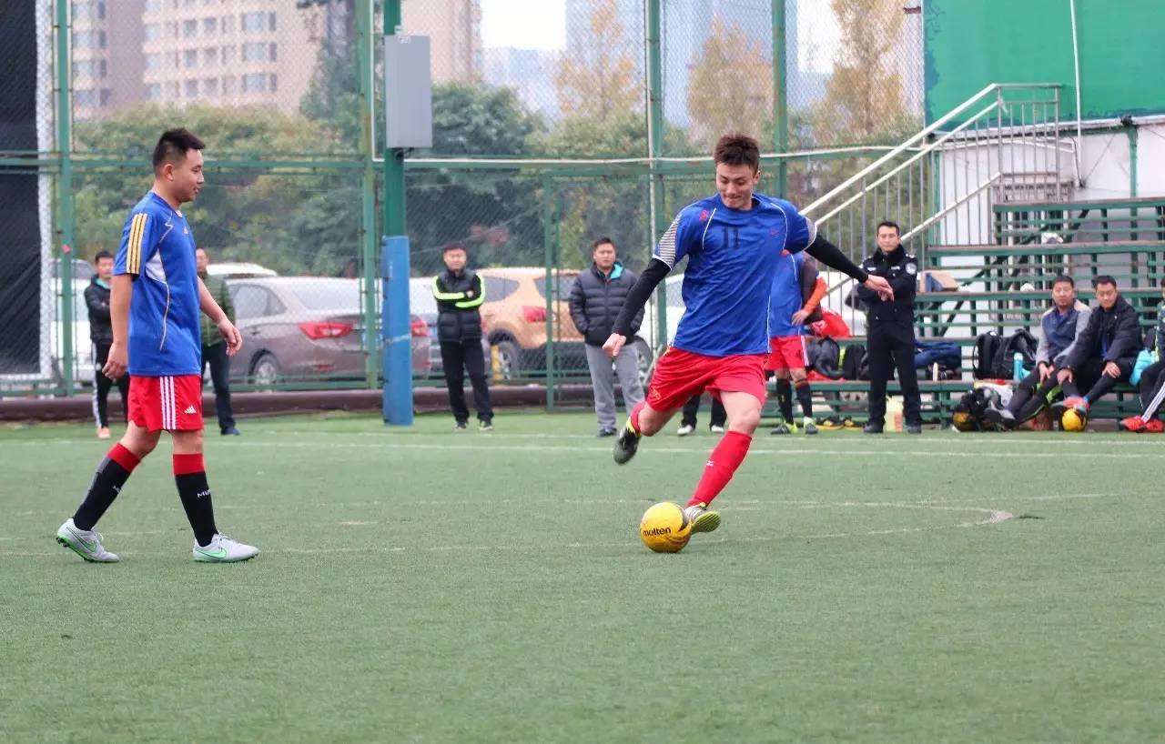 成都高新区业余足球队招募,成都高新五人制