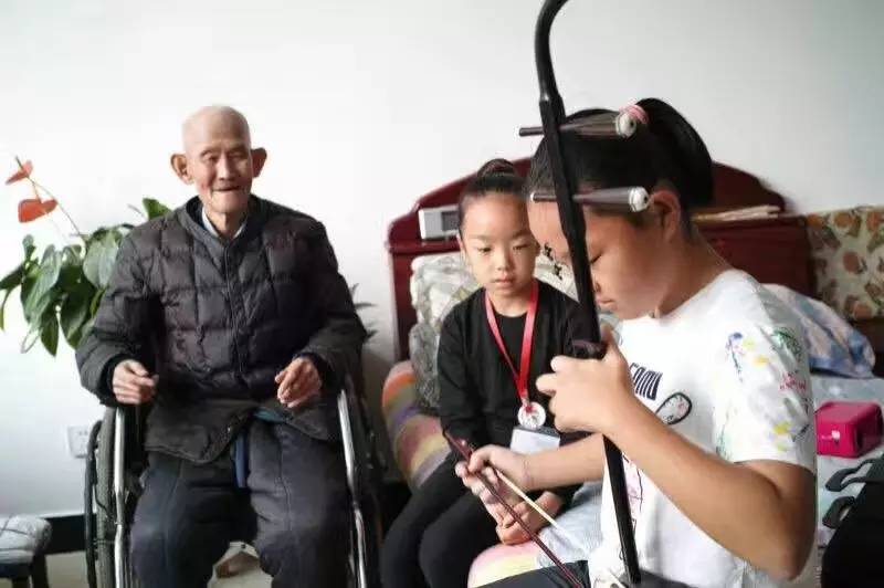 我敢打赌这个假期你一定见过他们