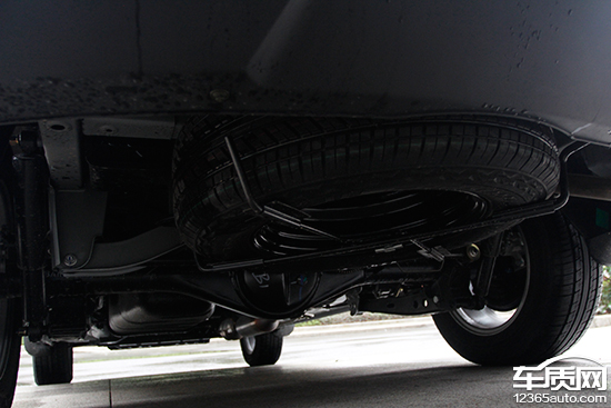 好开实用还不贵试驾北汽幻速S3L1.5L