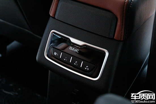 好开实用还不贵试驾北汽幻速S3L1.5L