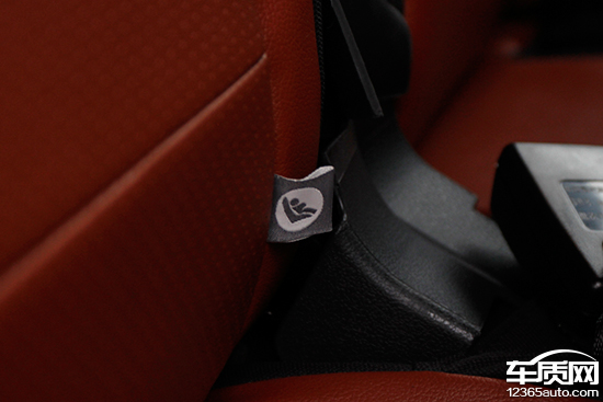 好开实用还不贵试驾北汽幻速S3L1.5L