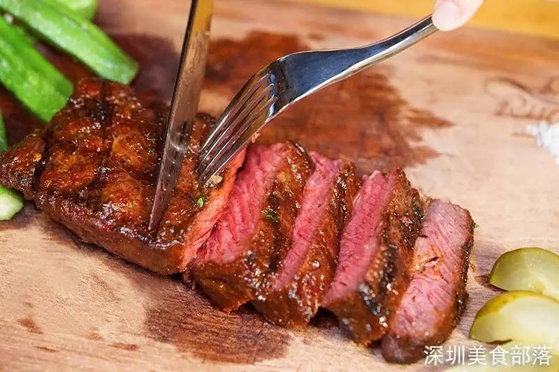 这家店，凭什么7点就能坐满，直到凌晨1点还有人舍不得走