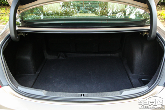 2016款1.5t别克君越详细操作指南,锐意转型