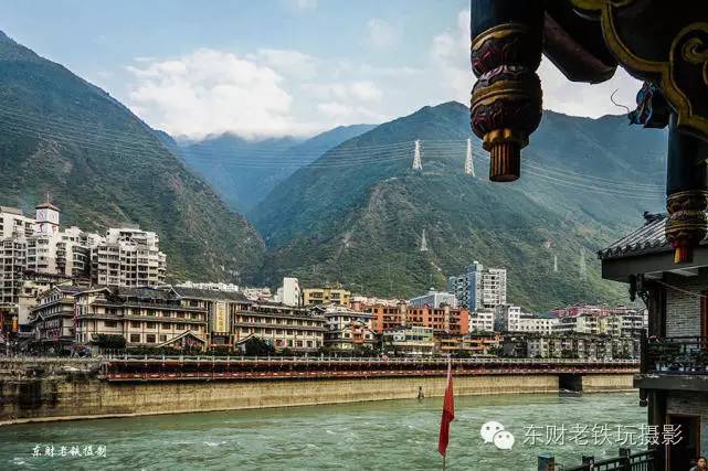 泸定桥因康熙御笔，红军一战，主席诗句而名扬天下！