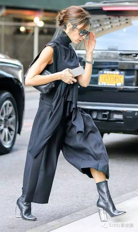 2020流行的秋季穿搭短靴,显腿长的短靴杨幂穿搭