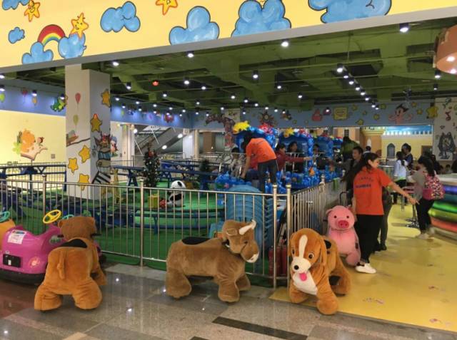 童兜天地儿童活动 (昆明童兜天地有什么玩的)